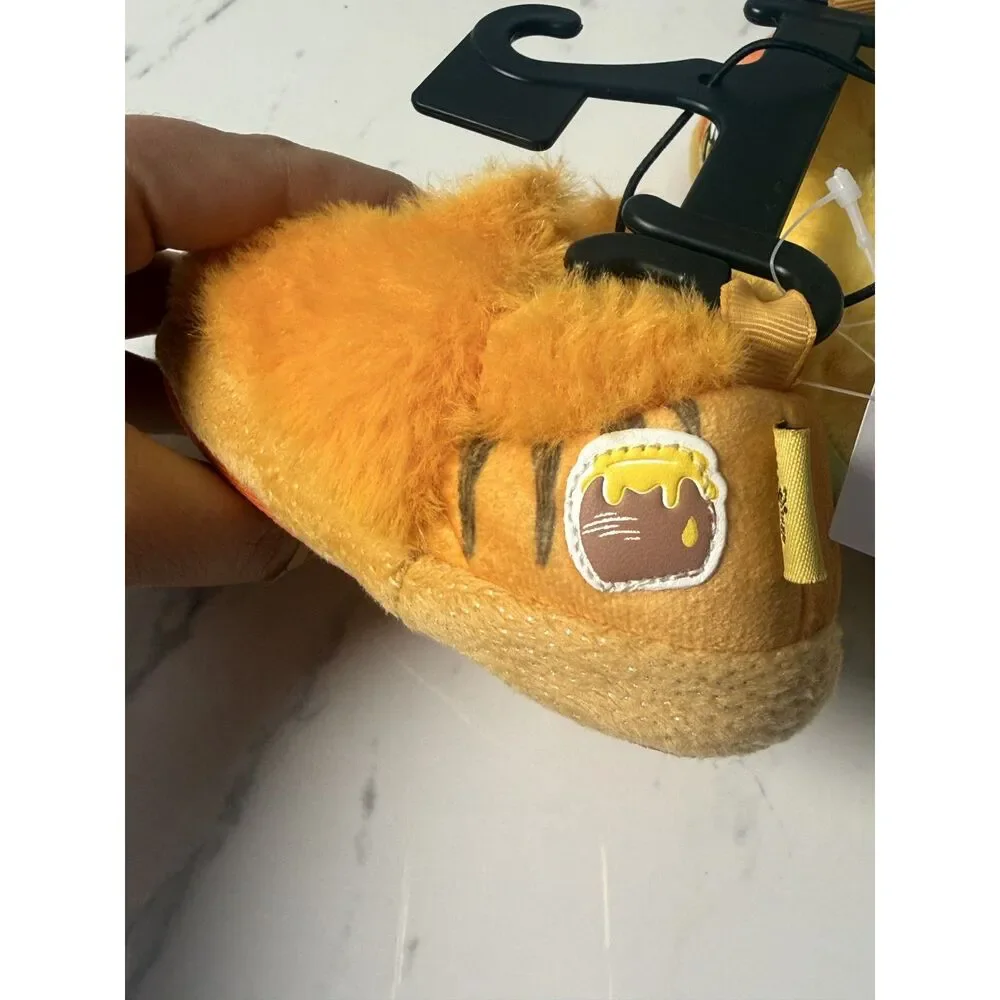 Disney Baby Boys Winnie the Pooh and Tigger Plush Slippers Toddler 5